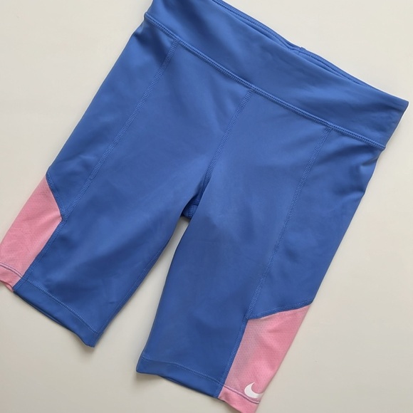 NWOT Girls Nike Dri-Fit Size Medium Blue & Pink Tight Fit Bike Shorts - Picture 1 of 6